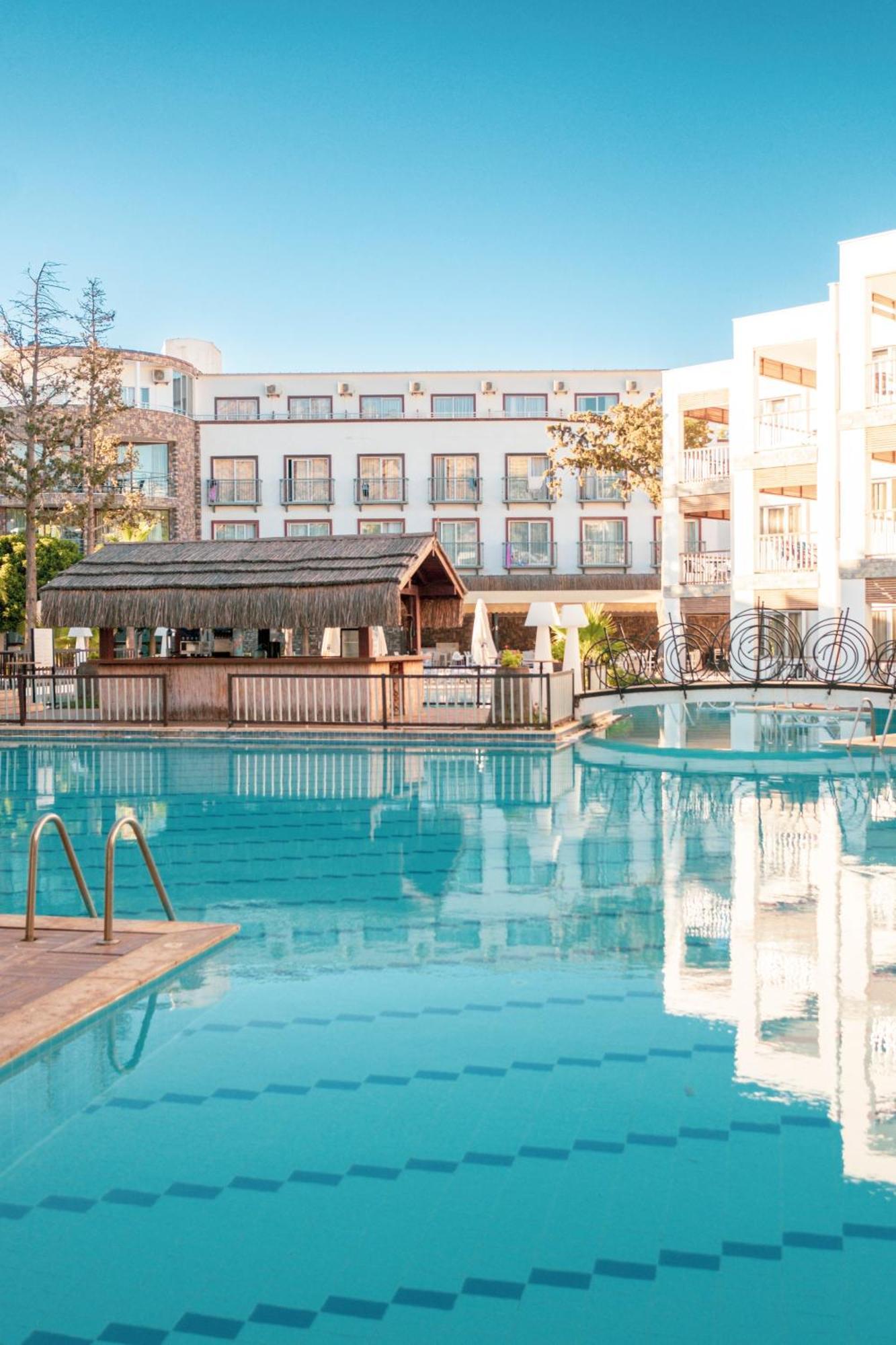 Ladonia Hotels Mio Bianco Akyarlar Exterior foto